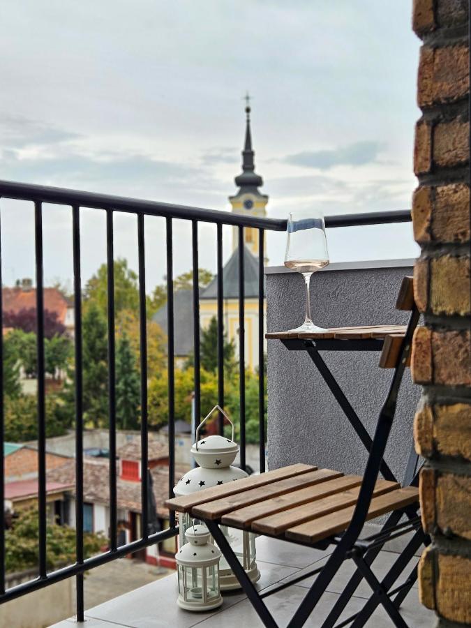 Roman Apartman Сремска-Митровица Экстерьер фото