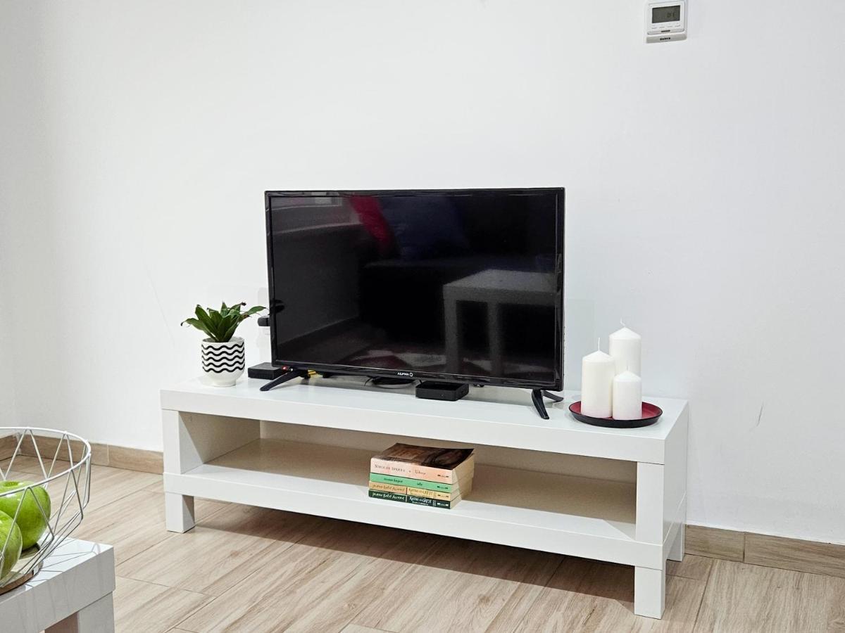 Roman Apartman Сремска-Митровица Экстерьер фото