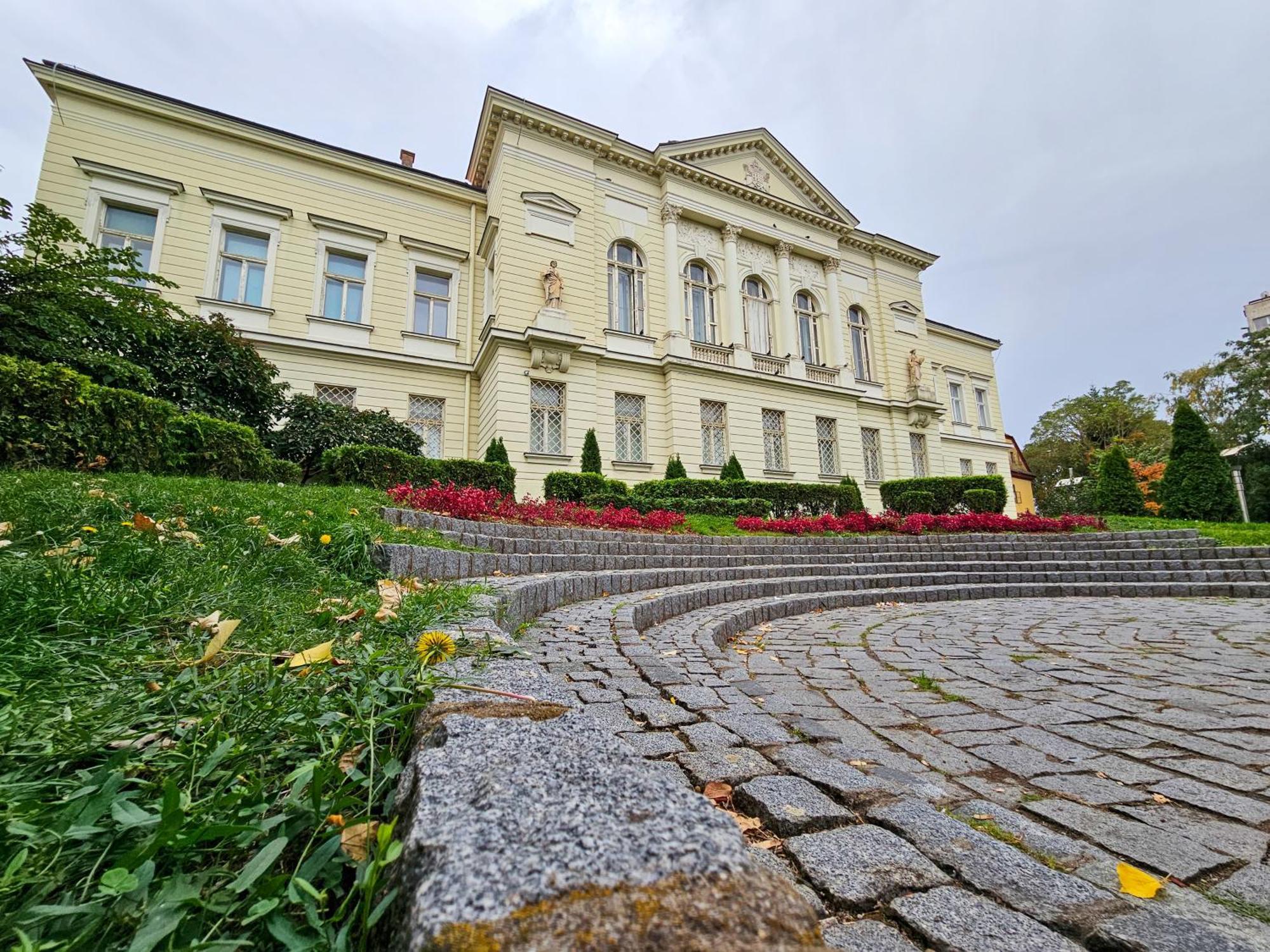 Roman Apartman Сремска-Митровица Экстерьер фото